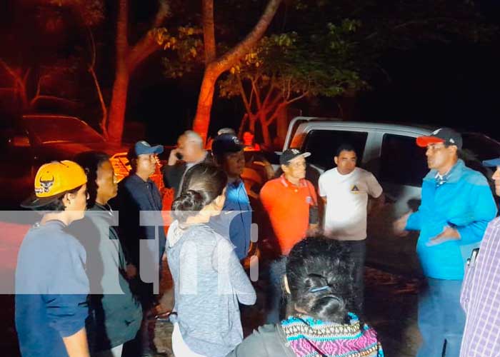  Autoridades vigilante ante posible derrumbe en el Volcán Mombacho