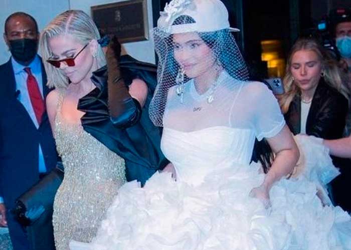 El clan Kardashian se roba el "show" en la alfombra del Met Gala 2022