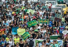 Manifestantes en Ecuador demandan la legalización de la marihuana