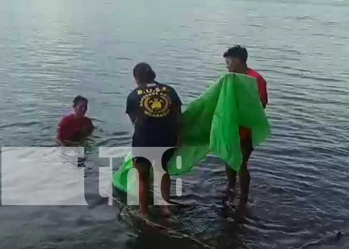  ¡Trágico! Hombre que sufría de epilepsia muere ahogado en la Laguna de Apoyo