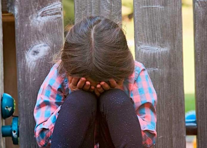 ¡Abominable! Secuestró y violó a niña de 8 años en su auto en Argentina