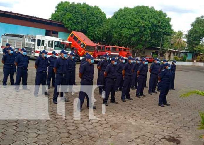 Preparan nuevos bomberos para prestar servicios a familias en Nicaragua