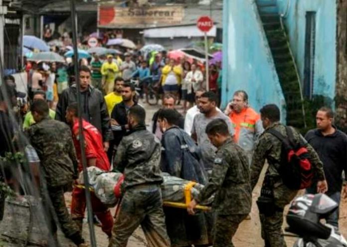 En Brasil, 44 muertos y 56 desaparecidos tras lluvias, aludes e inundaciones