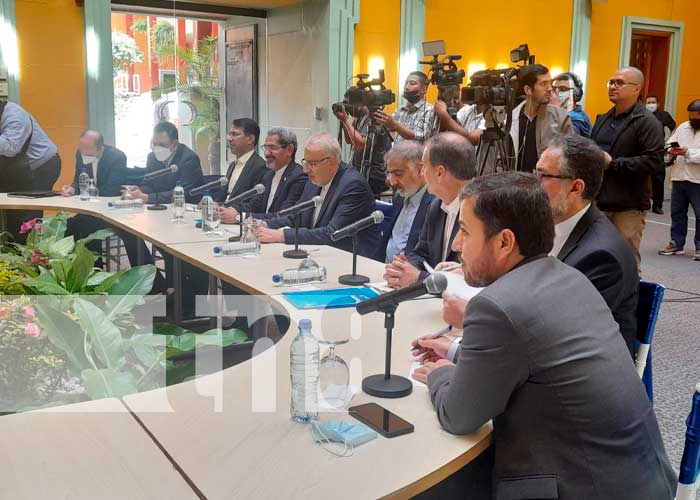Reunión de la delegación iraní con autoridades de Nicaragua