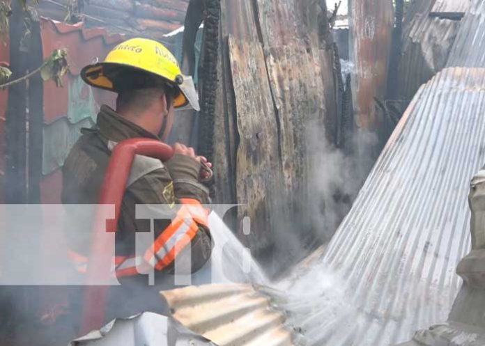 Incendio consumió dos viviendas en Estelí