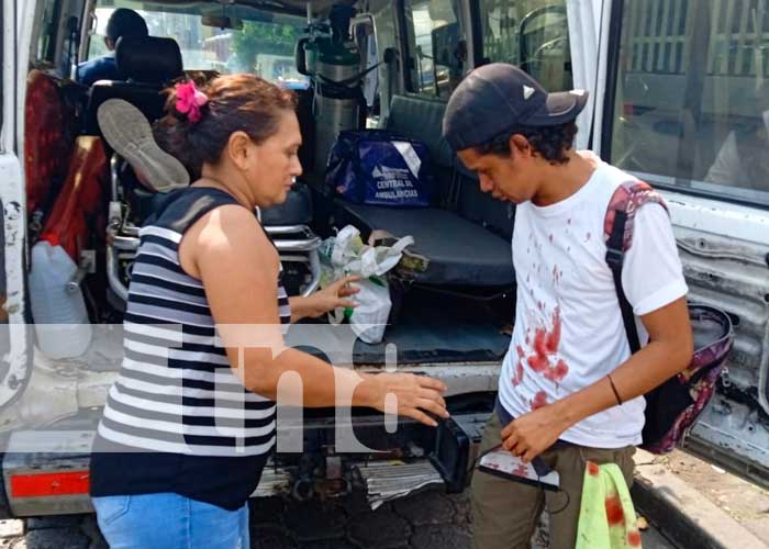 Escena del accidente con bus de transporte colectivo en Managua