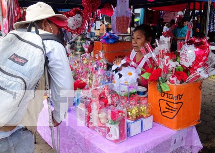 Mercados de Masaya llenos de regalos para el Día de las Madres, este 30 de mayo