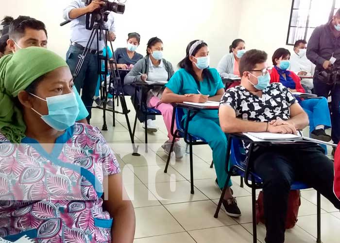 Capacitación sobre maxibustión, terapia complementaria en Nicaragua