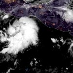 Huracán Agatha amenaza con llegar como categoría 3 a la costa de México