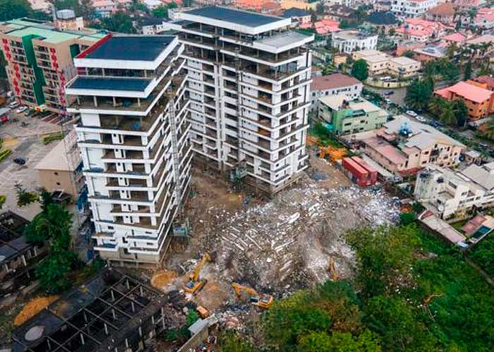 ¡Tragedia en Nigeria! Ocho personas murieron tras el derrumbe de edificio