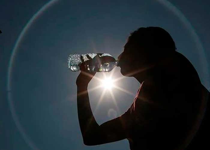 ¡Ola de calor sin precedentes! Alerta Pakistán por temperaturas de 49 grados