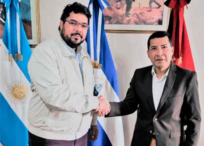 Gobierno de Nicaragua sostiene encuentro con diputado del PARLASUR