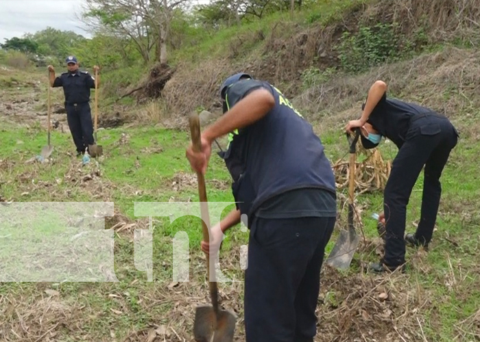 Continua la jornada de limpieza en río Estelí y otros puntos 