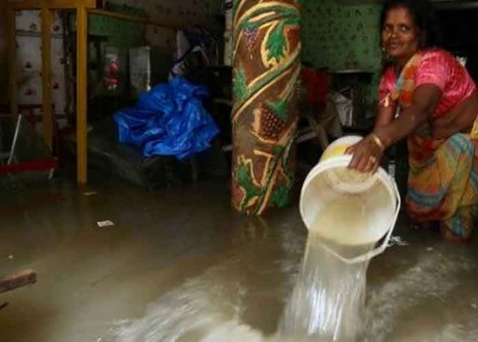 Inundaciones en la India dejan un millón de afectados