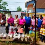 Ministerio de la Familia entrega paquetes a mujeres de partos múltiples en Bilwi