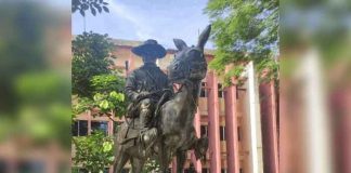 Inauguran monumento a Sandino en Universidad de Panamá