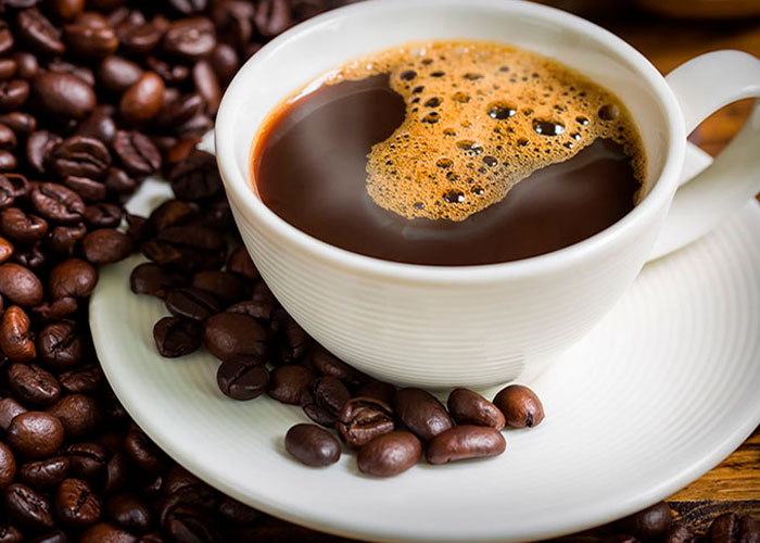 Beneficios de tomar una taza de café por la mañana