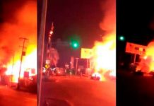 En Acapulco sicarios incendian dos restaurantes y un vehículo.