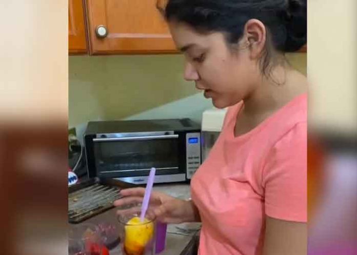 ¡Sorpresa! Mujer hace paleta para esposo con prueba de embarazo
