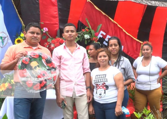 Familias de la Isla de Ometepe conmemoran a Carlos Fonseca
