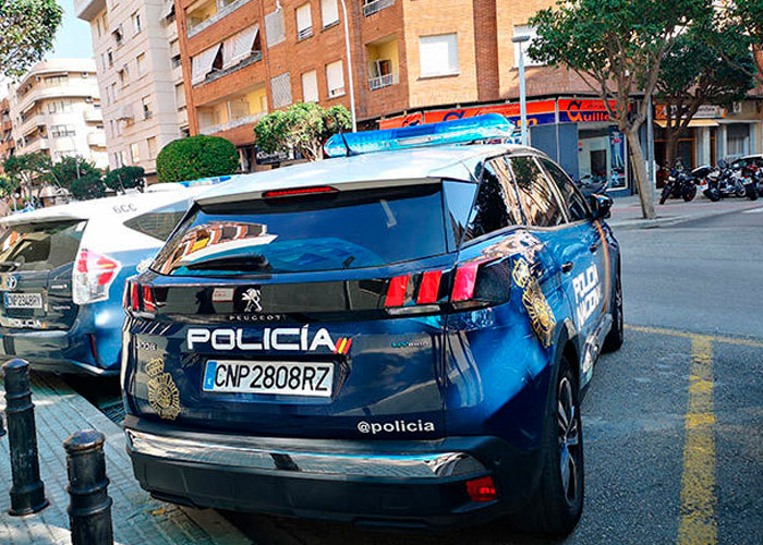 Un menor ataca a disparos al camarero de una sidrería en Madrid