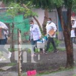 Nicaragua: Bajo lluvia o sol continua la vacunación contra el COVID-19 