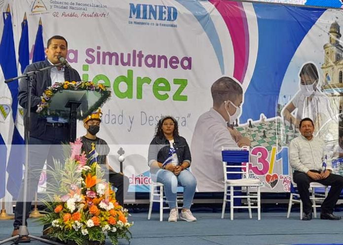 Estudiantes de Managua participan en Mega Simultánea de Ajedrez