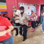 Celebración con adultos mayores en Managua