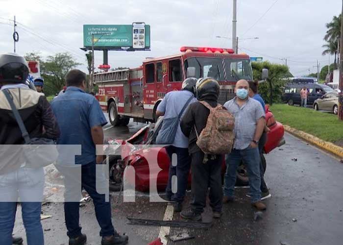 Brutal choque en la Carretera Masaya-Managua