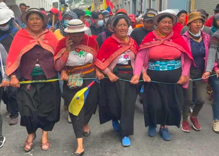 Ecuador volverá al diálogo con indígenas tras días de movilizaciones 