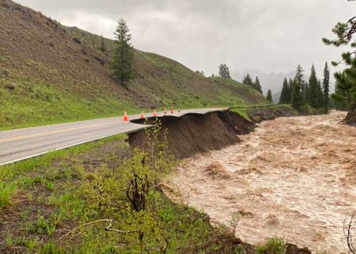 Inundaciones "sin precedentes" cierran Yellowstone y obligan a evacuaciones