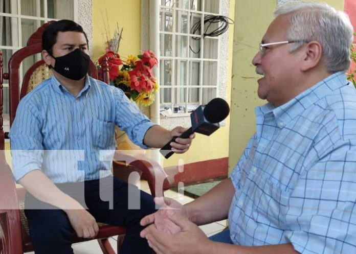 Entrevista a expertos sobre calificación de Fitch Ratings a Nicaragua