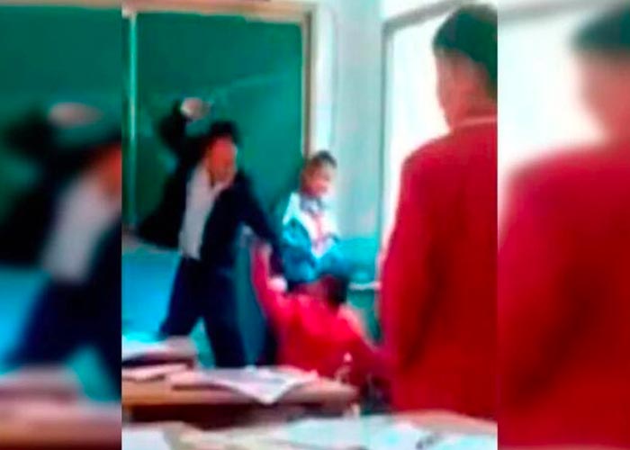 Absuelven a profesor en Perú que golpeó a un alumno 