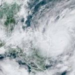 Depresión tropical "Bonnie" podría convertirse en huracán y afectar Honduras