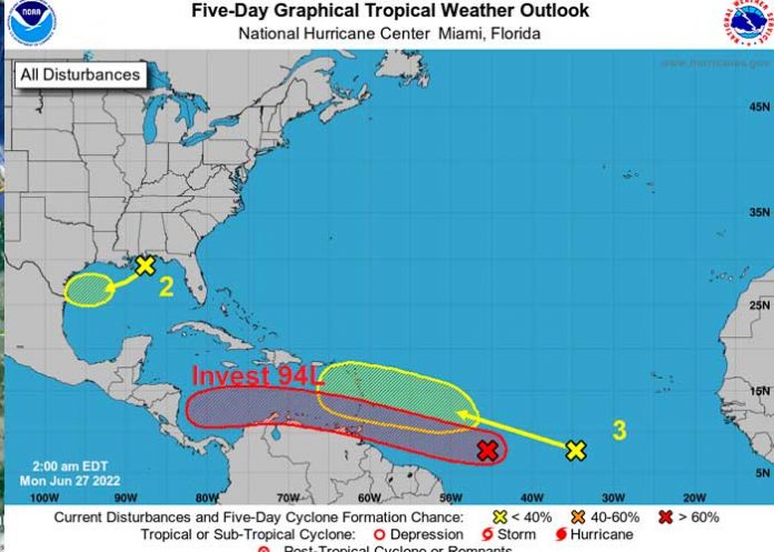 De onda tropical a posible tormenta tropical Bonnie