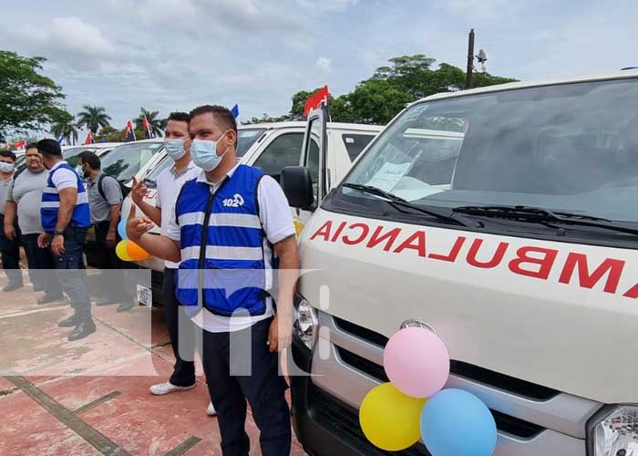 Entrega de vehículos y ambulancias para el MINSA en Nicaragua