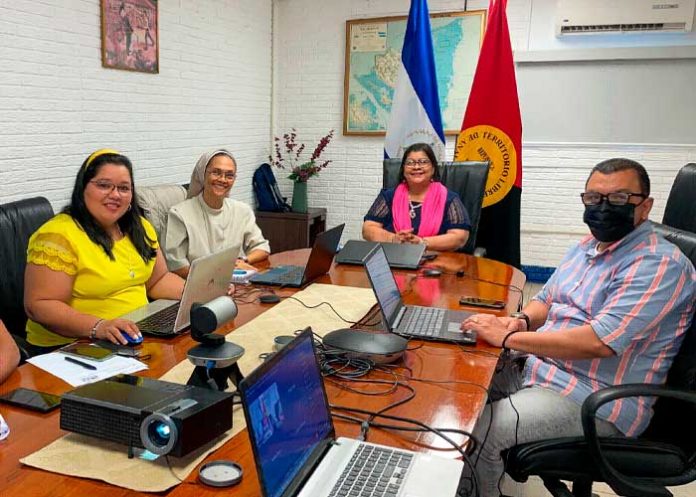 Nicaragua realiza III encuentro con directores de centros escolares privados y subvencionados