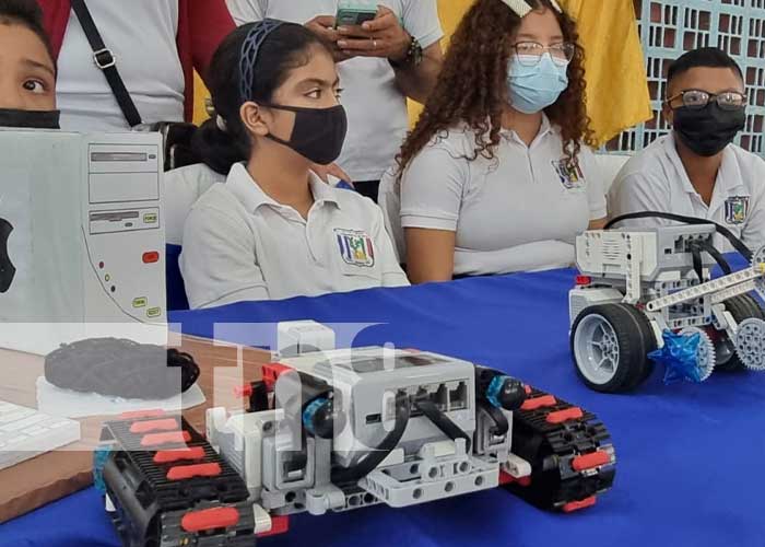 Más conocimientos de robótica para estudiantes en Nicaragua