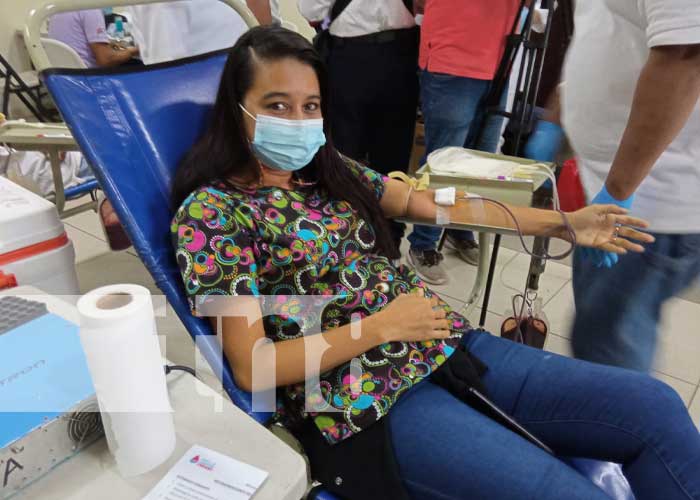 Donación de sangre en centro oncológico de Managua 