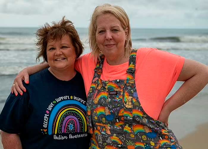 Separadas al nacer, después de 55 años se reencuentran dos hermanas