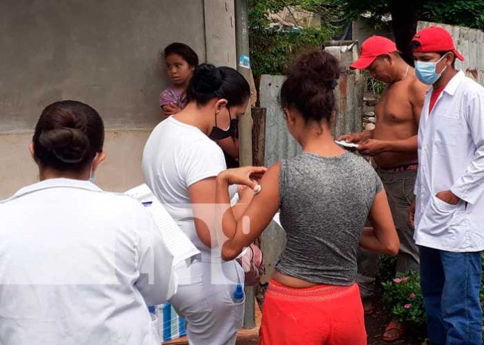 En Tipitapa continua la vacunación contra el Covid 19