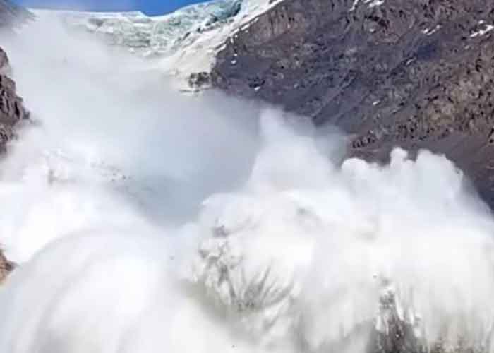 ¡La vieron pálida! Turistas casi mueren por una avalancha en Kirguistán