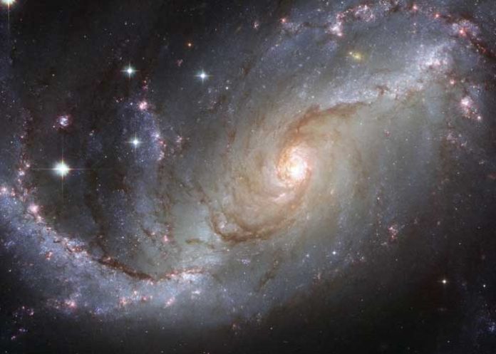 Científicos detectan señal de radio de una galaxia lejana
