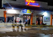 Sin vergüenzas asaltan Super Express del km 16 carretera a Masaya, Managua