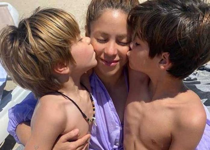 Piqué y Shakira logran acuerdo por custodia de hijos