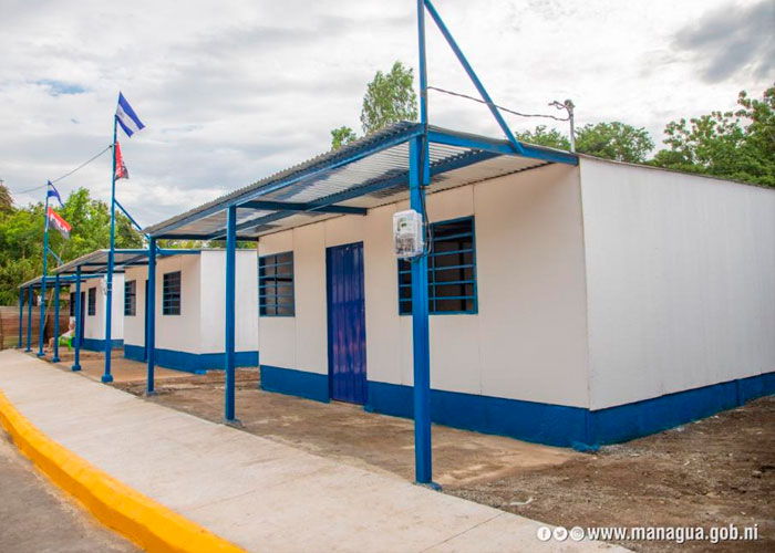 Familias reciben nuevas casa dignas en Lomas de Guadalupe, Managua