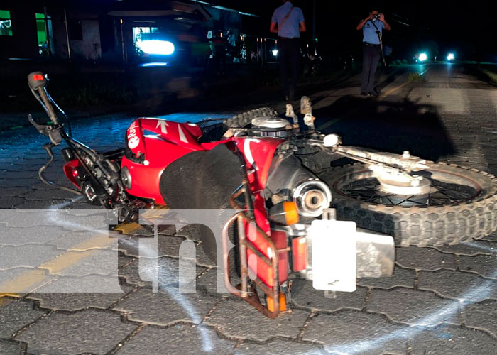 Motociclista lesionado tras chocar contra un caballo en Jalapa