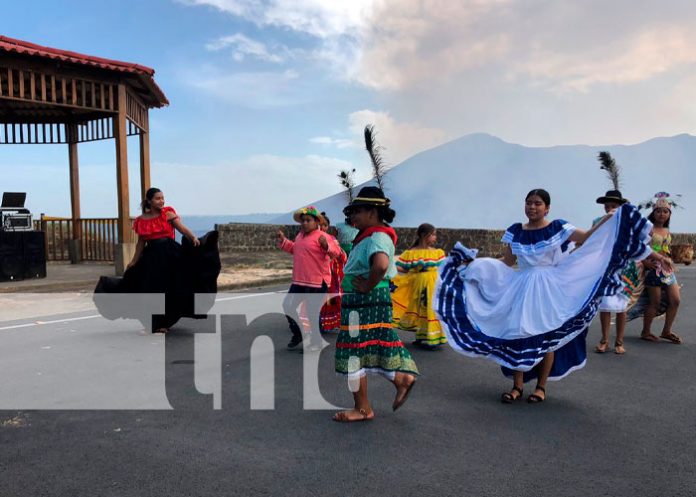 Realizan festival ambiental revolucionario en el Volcán Masaya