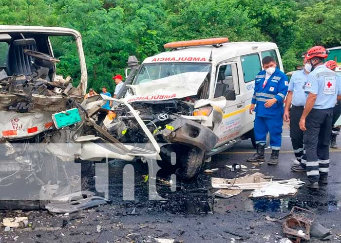 Violento accidente deja un fallecido y cinco lesionados en Tipitapa