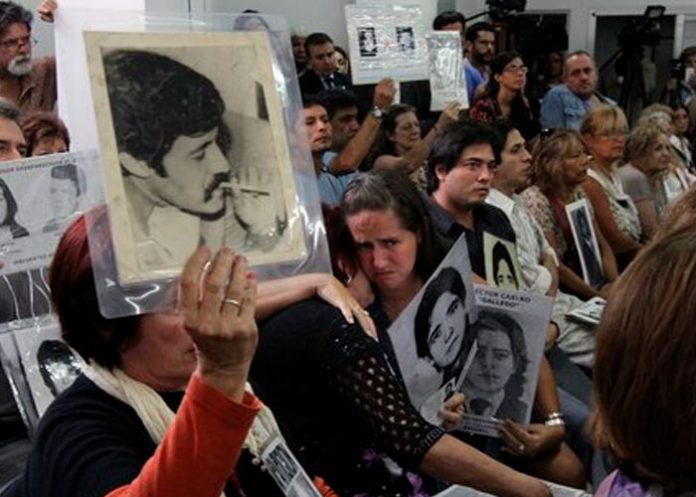 Condenan en Argentina a 19 represores por crímenes de lesa humanidad